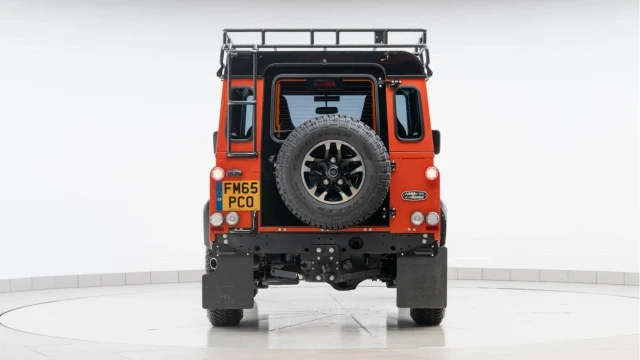 Land Rover Defender 90 (65 Reg) 90 2.2TD Adventure Image 5