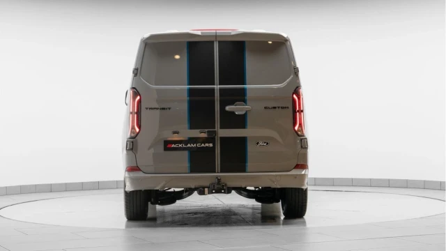 Ford Transit Custom (25 Reg) Custom 320 2.0 Ecoblue Sport (+VAT) Image 5