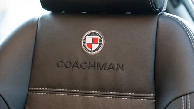 Coachman Travel Master 565 (74 Reg) 2.0D Auto (4 Berth) Image 7