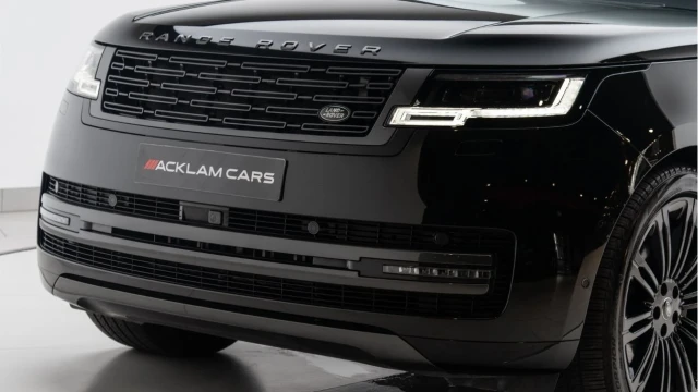 Land Rover Range Rover (22 Reg) 3.0 D350 HSE (Shadow Pack) Image 8
