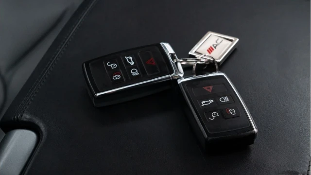 Land Rover Defender (70 Red) 110 2.0 D240 HSE (7 Seat) (URBAN) Image 8