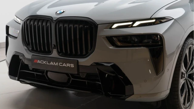 BMW X7 (75 Reg) 3.0 40D M Sport xDrive Image 8