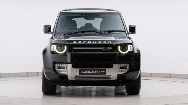 Land Rover Defender (71 Reg) 110 3.0 D250 XS Edition Image 6
