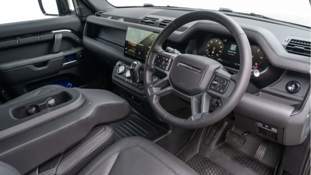 Land Rover Defender (74 Reg) 110 3.0 D350 X-Dynamic HSE Hard Top Commercial (3 Seat) (Bespoke) (+VAT) Image 2