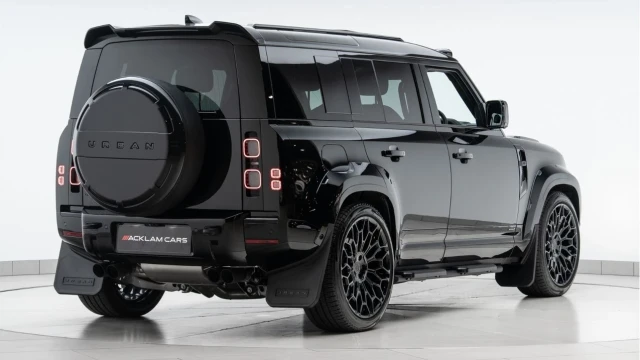 Land Rover Defender (25 Reg) 110 5.0 V8 P425 X (URBAN) Image 6