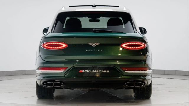 Bentley Bentayga (71 Reg) 4.0 V8 (Mulliner) Image 7