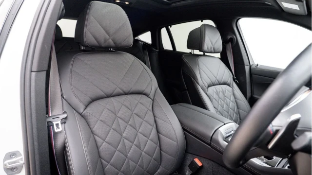 BMW X6 (24 Reg) 4.4 V8 M60I xDrive Image 3