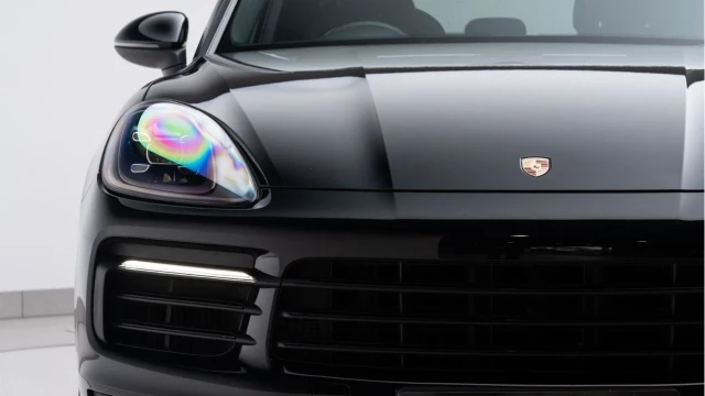 Porsche Cayenne (72 Reg) 3.0 V6 Image 8