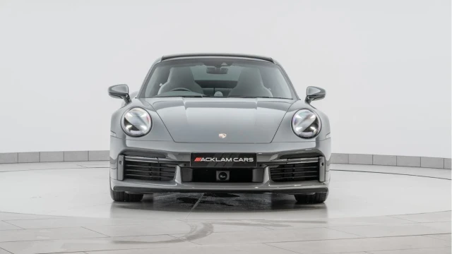 Porsche 911 (23 Reg) 3.7 Turbo S Coupe Image 7