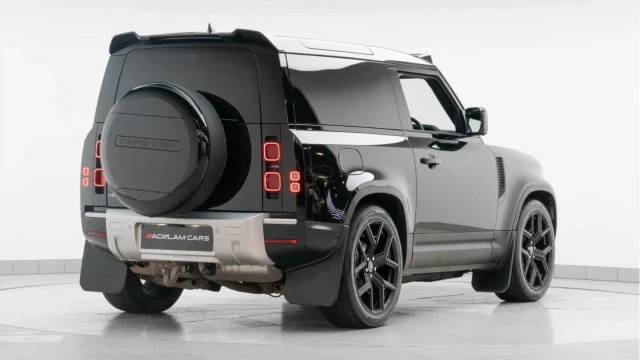 Land Rover Defender (75 Reg) 90 3.0 D250 S Hard Top Commercial (3 Seat) (+VAT) Image 7