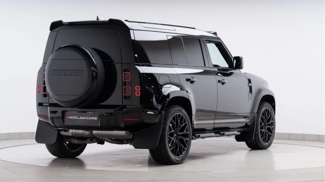 Land Rover Defender (25 Reg) 110 3.0 D250 X-Dynamic HSE Hard Top Commercial (Bespoke) (+VAT) Image 6