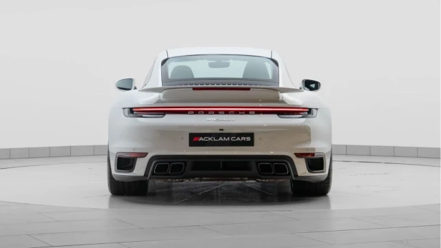Porsche 911 (23 Reg) 3.8 Turbo S Coupe Image 5