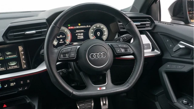 Audi A3 (23 Reg) 2.0 35TDI S-Line Edition 1 Sportback Image 6