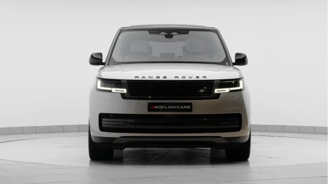 Land Rover Range Rover (72 Reg) 3.0 P400 Autobiography (Shadow Pack) Image 7