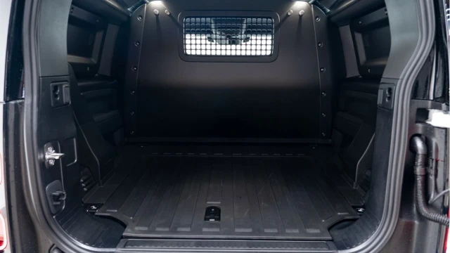 Land Rover Defender (74 Reg) 90 3.0 D250 S Hard Top Commercial (3 Seat) (Bespoke) (+VAT) Image 4