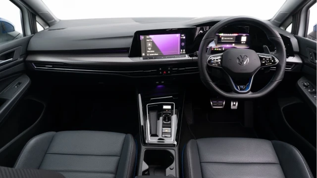 Volkswagen Golf (73 Reg) R 2.0TSI 20 Year 4Motion Image 2
