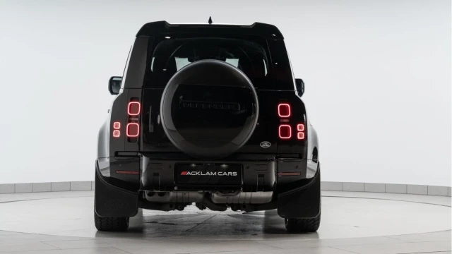 Land Rover Defender (71 Reg) 110 3.0 D250 S (Bespoke) Image 7