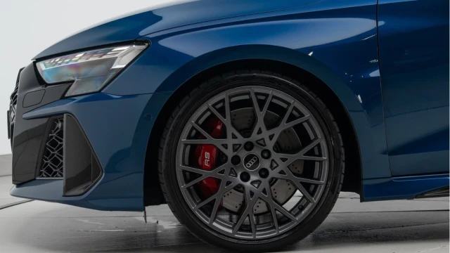 Audi RS3 (25 Reg) 2.5TFSI Carbon Black Quattro Image 8