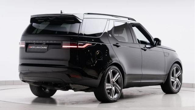 Land Rover Discovery (24 Reg) 3.0 D300 Dynamic HSE (VAT Q) Image 6