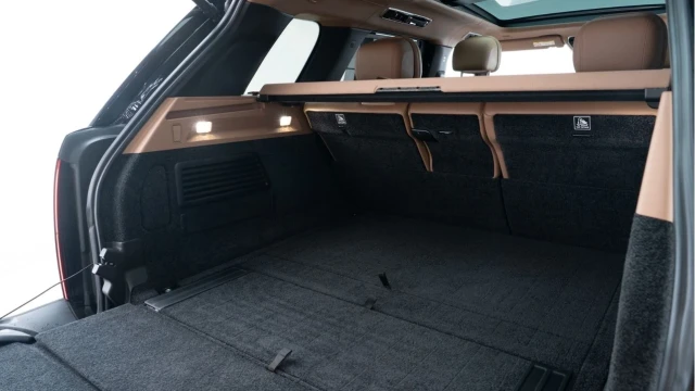 Land Rover Range Rover (23 Reg) 3.0 D350 Autobiography (Shadow Pack) Image 4