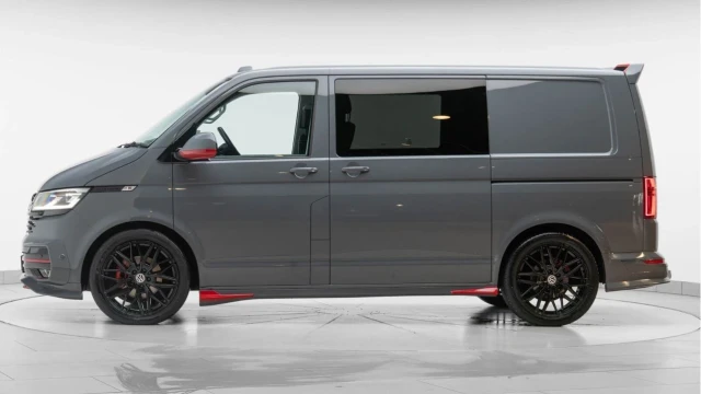 Volkswagen Transporter (71 Reg) T30 2.0TDI Highline DSG (ABT) (+VAT) Image 4
