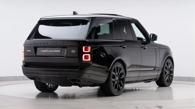 Land Rover Range Rover (70 Reg) 3.0SDV6 Autobiography (Black Pack) Image 3