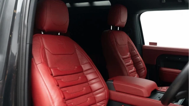 Land Rover Defender (23 Reg) 90 3.0 D300 X Hard Top (5 Seat) (+VAT) Image 3