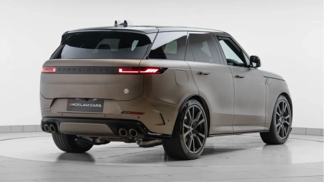 Land Rover Range Rover Sport (74 Reg) 4.4 V8 P635 SV Edition One (VAT Q) Image 6