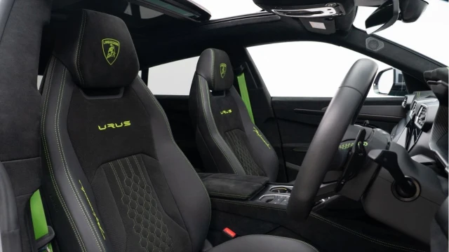Lamborghini Urus (24 Reg) 4.0 V8 Performante Image 3