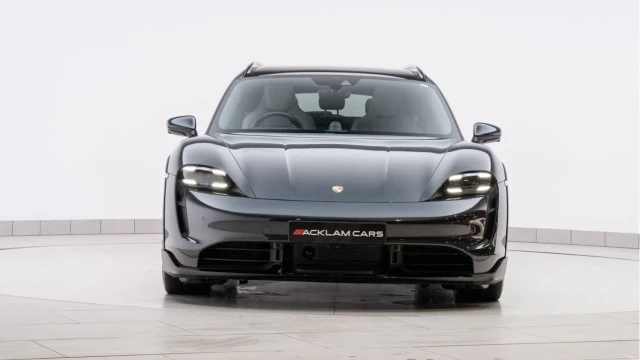 Porsche Taycan (72 Reg) Turbo Cross Turismo Image 7