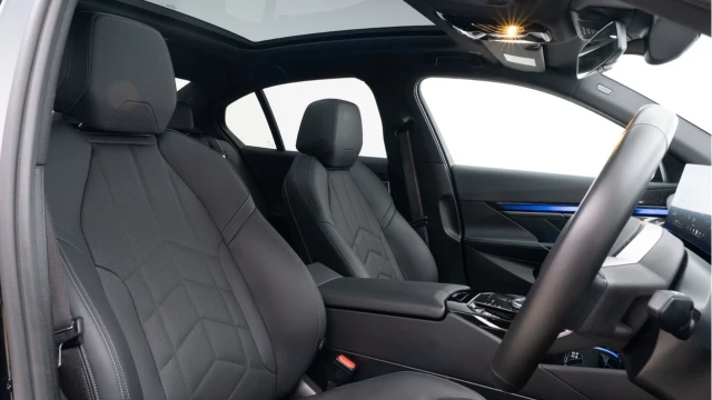 BMW i5 (24 Reg) eDrive40 M Sport Pro Image 3