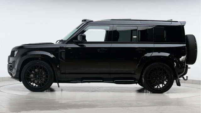Land Rover Defender (25 Reg) 110 3.0 D350 X-Dynamic HSE (7 Seat) (Bespoke) Image 5