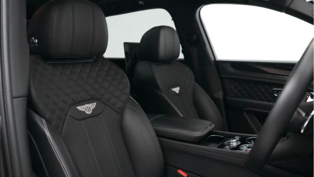 Bentley Bentayga (22 Reg) 4.0 V8 (Mulliner) Image 3