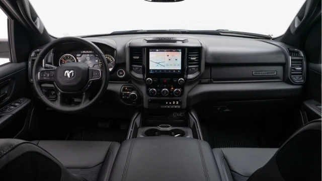 Dodge Ram 1500 (Unregistered) 5.7 V8 HEMI Bighorn 4x4 (+VAT) Image 2