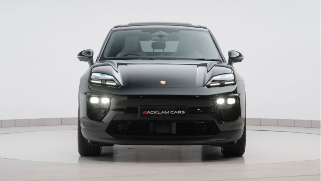 Porsche Macan (74 Reg) 4 Electric (VAT Q) Image 7