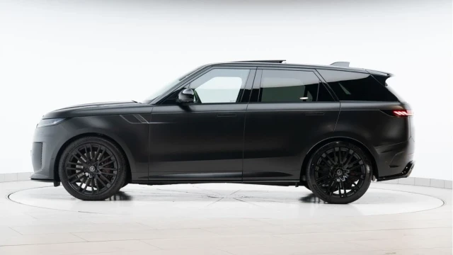 Land Rover Range Rover Sport (74 Reg) 4.4 V8 P635 SV Edition One Image 7