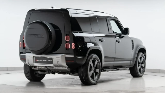 Land Rover Defender (25 Reg) 110 3.0 D250 S Hard Top Commercial (3 Seat) (+VAT) Image 6