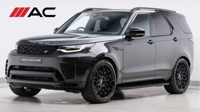 Land Rover Discovery (74 Reg) 3.0 D350 Dynamic SE (URBAN Styling) Image 1