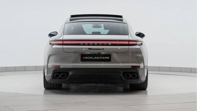 Porsche Panamera (74 Reg) 4 2.9 V6 e-hybrid Image 5