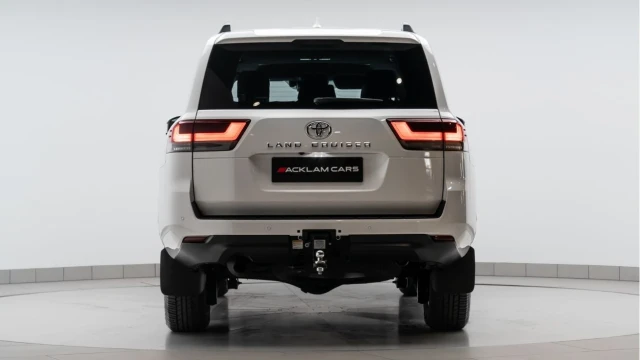 Toyota Land Cruiser (74 Reg) 300 3.3D V6 VX (7 Seat) Image 6