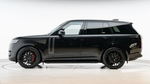 Land Rover Range Rover (22 Reg) 3.0 D350 HSE (Shadow Pack) Image 5