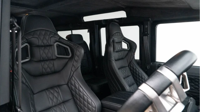 Land Rover Defender (65 Reg) 110 2.2TD XS (Chelsea Truck Co.) (7 Seat) Image 3