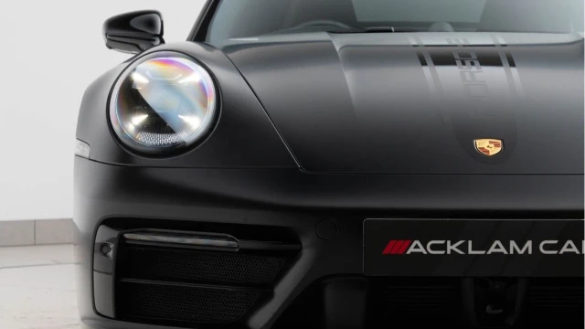 Porsche 911 (23 Reg) 3.0 Carrera 4 GTS Coupe (Aero) Image 8