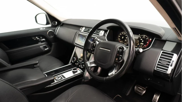 Land Rover Range Rover (70 Reg) 3.0SDV6 Westminster Image 7