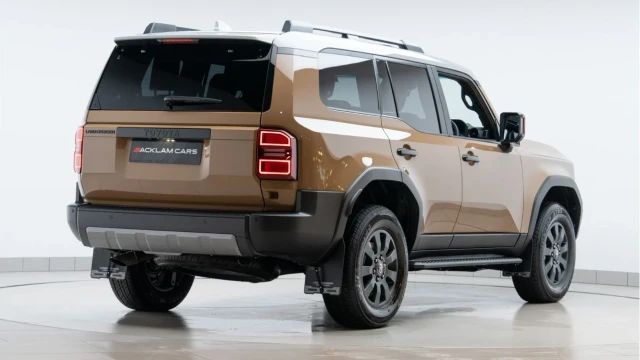 Toyota Land Cruiser (74 Reg) 2.8D First Edition (New Model) Image 6