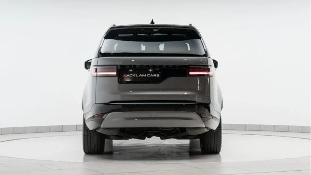 Land Rover Discovery (73 Reg) 3.0 D300 Dynamic SE Image 5