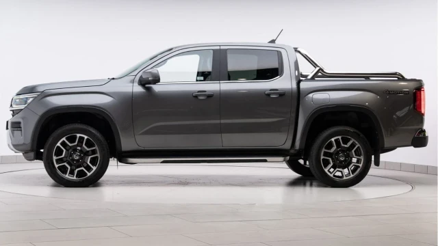 Volkswagen Amarok (73 Reg) 3.0TDI V6 Style 4Motion (Premium) (+VAT) Image 4