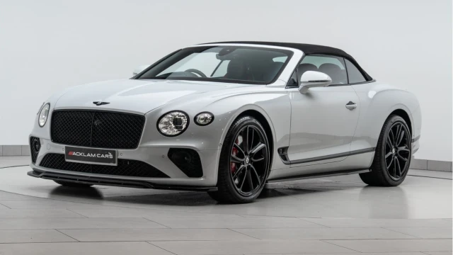 Bentley Continental (19 Reg) 6.0 W12 Convertible (Mulliner) Image 2