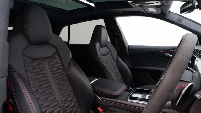 Audi RSQ8 (72 Reg) 4.0TFSI V8 Vorsprung Quattro Image 3