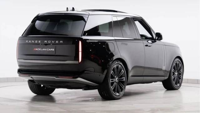 Land Rover Range Rover (24 Reg) 3.0 D300 SE (Facelift) Image 7